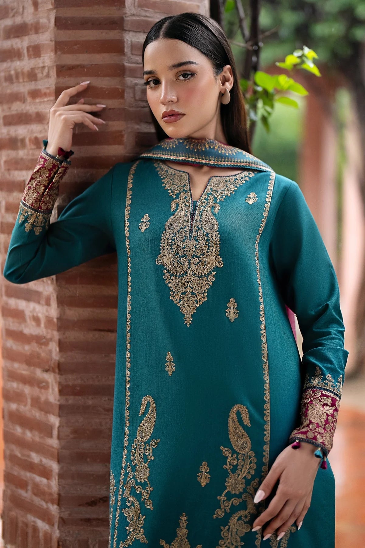 Maria.B. Heavy Embroidered Lawn 3PC Suit